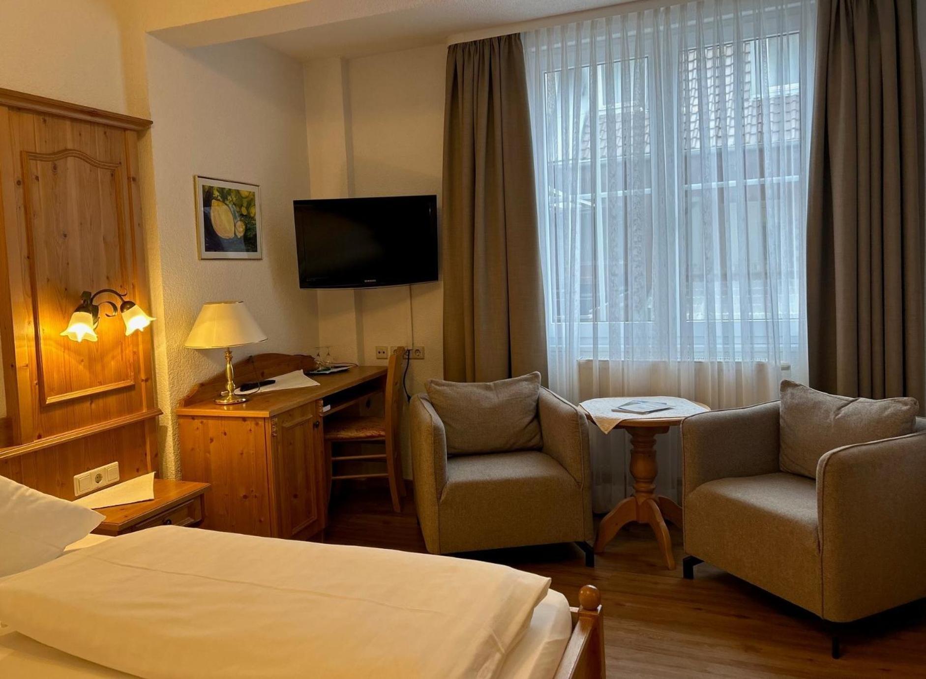 Seehotel Schaepfle Uberlingen Dış mekan fotoğraf