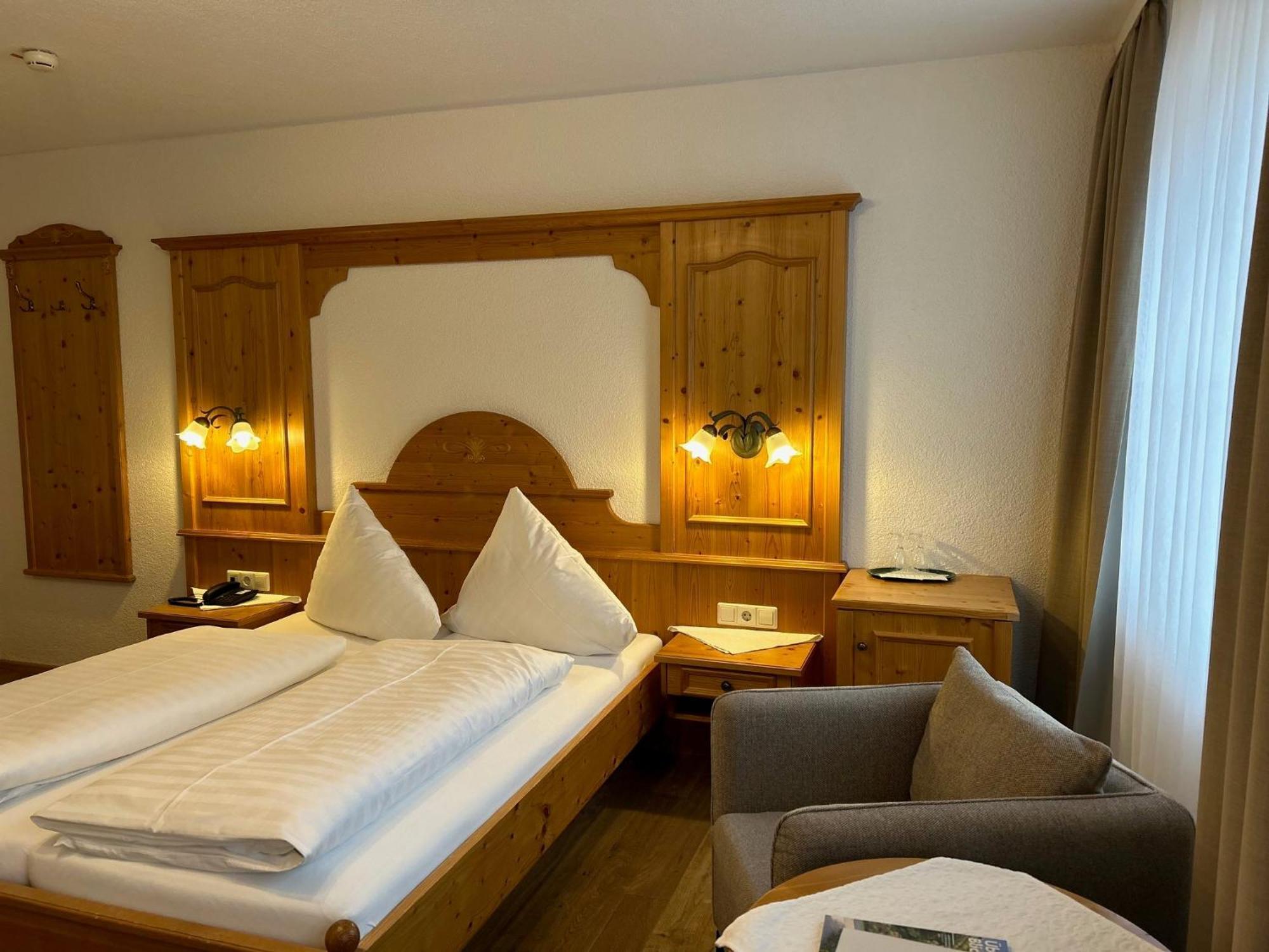 Seehotel Schaepfle Uberlingen Dış mekan fotoğraf