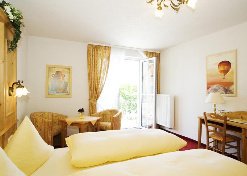 Seehotel Schaepfle Uberlingen Dış mekan fotoğraf